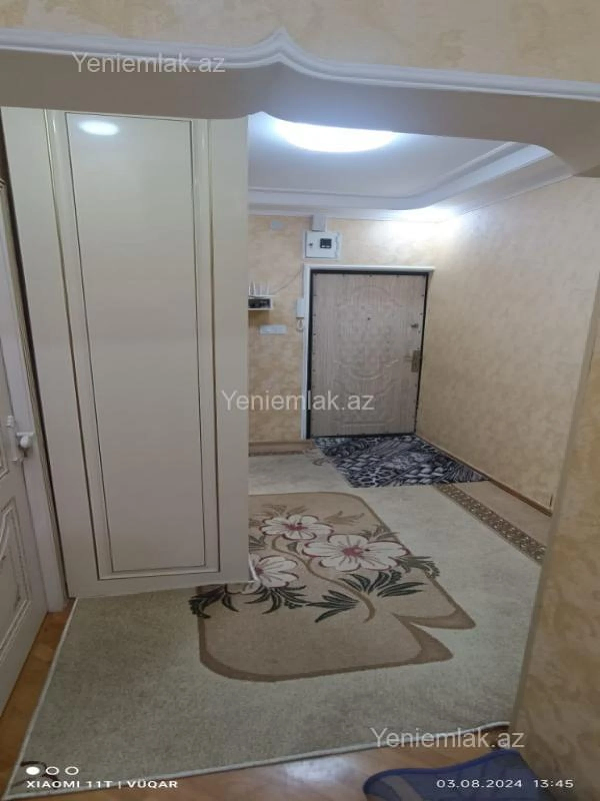 Satılır 5 otaqlı həyət evi 250 m²