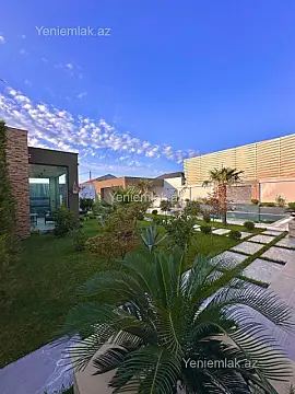 Satılır 6 otaqlı həyət evi 600 m²