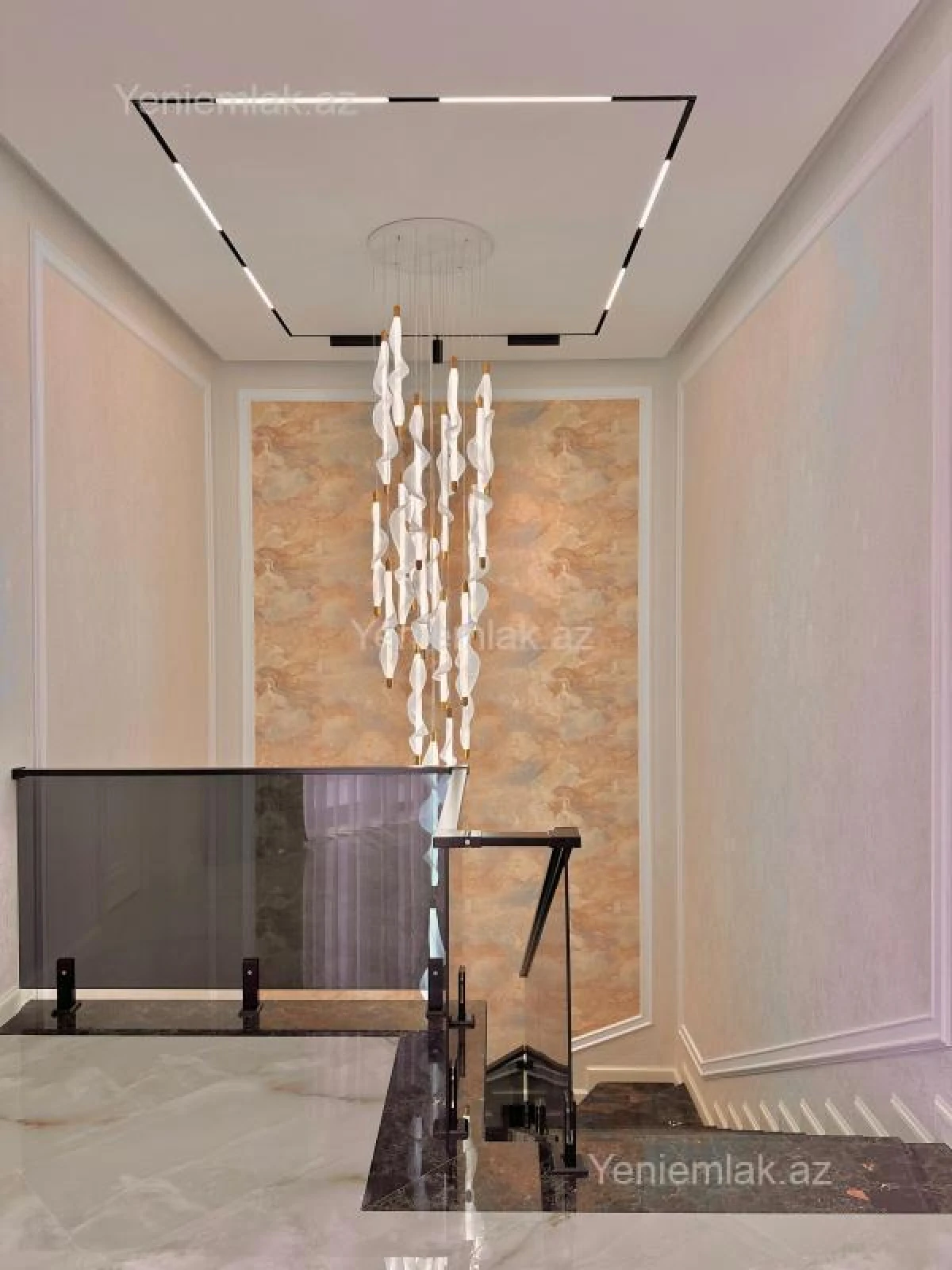 Satılır 4 otaqlı həyət evi 250 m²