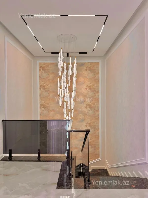 Satılır 4 otaqlı həyət evi 250 m²