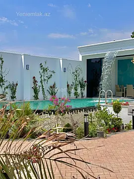 Satılır 4 otaqlı həyət evi 250 m²