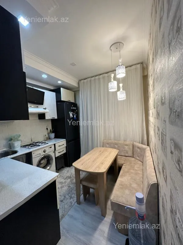 Satılır 2 otaqlı yeni tikili 72 m²