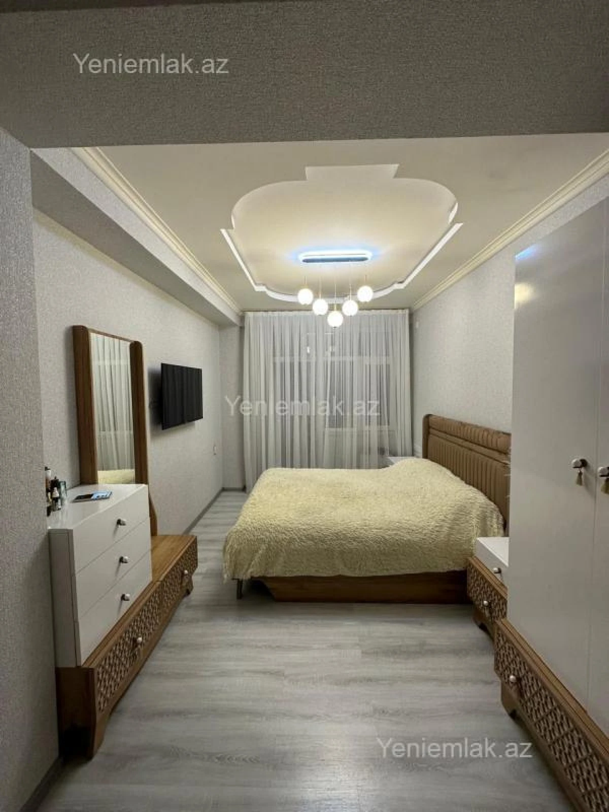 Satılır 2 otaqlı yeni tikili 72 m²