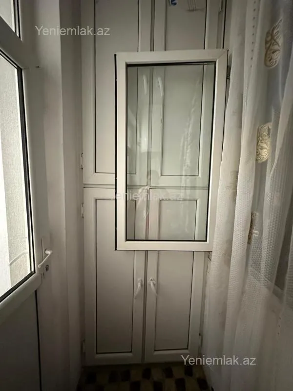 Satılır 2 otaqlı yeni tikili 72 m²