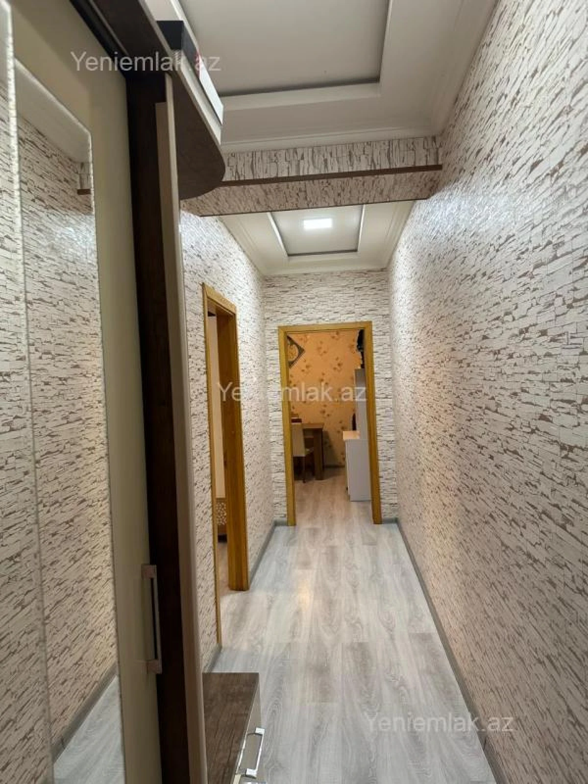 Satılır 2 otaqlı yeni tikili 72 m²