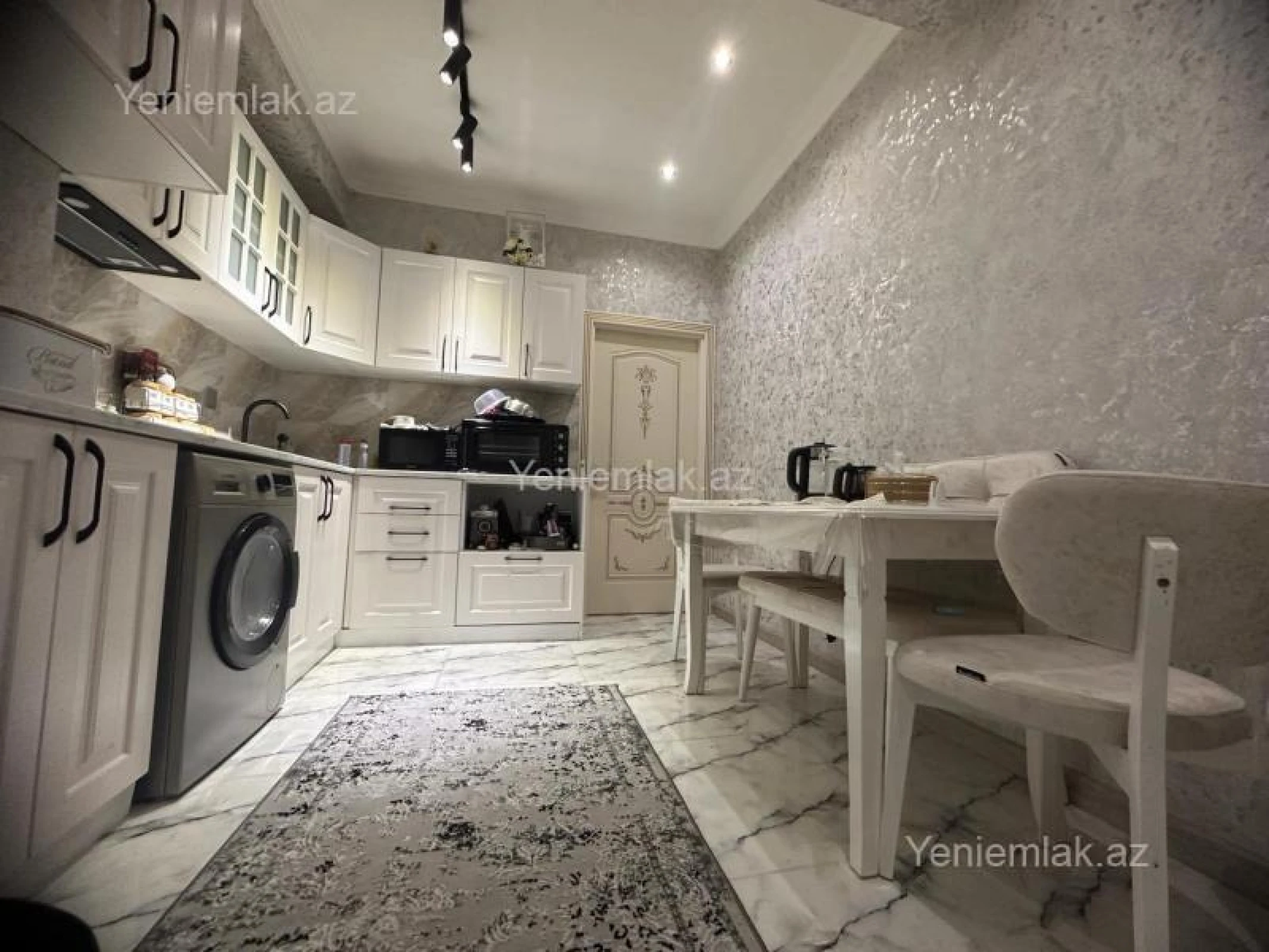 Satılır 3 otaqlı yeni tikili 87 m²