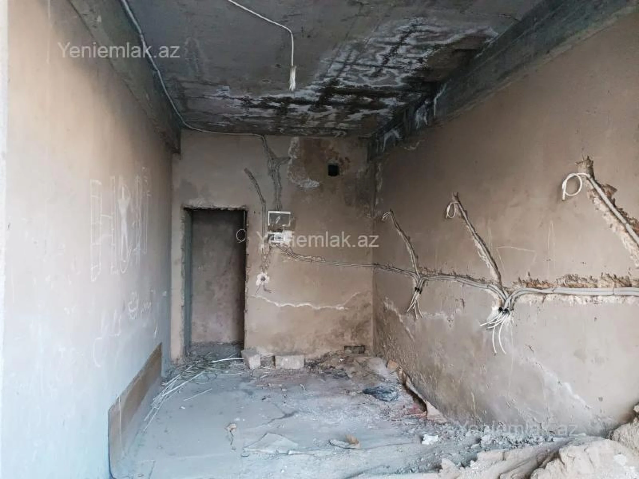 Satılır 6 otaqlı obyekt 180 m²