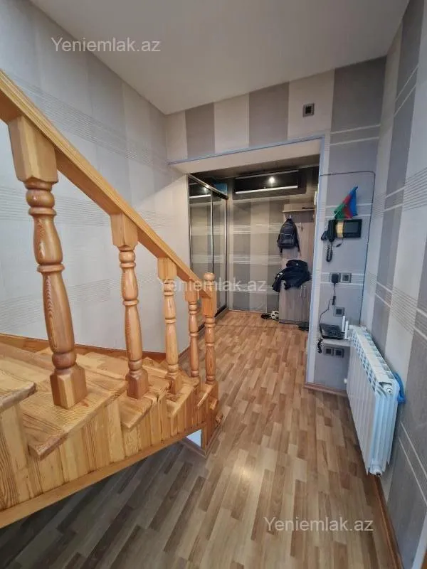 Satılır 5 otaqlı həyət evi 170 m²