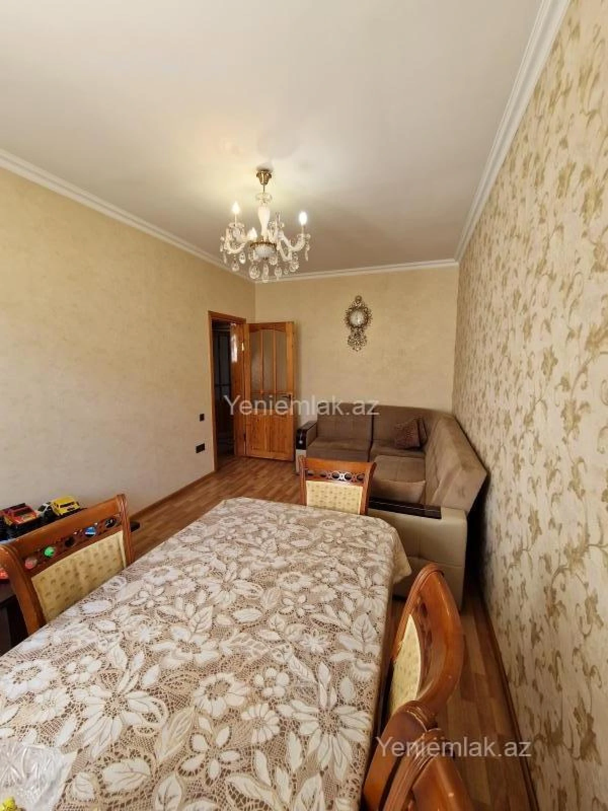 Satılır 5 otaqlı həyət evi 170 m²