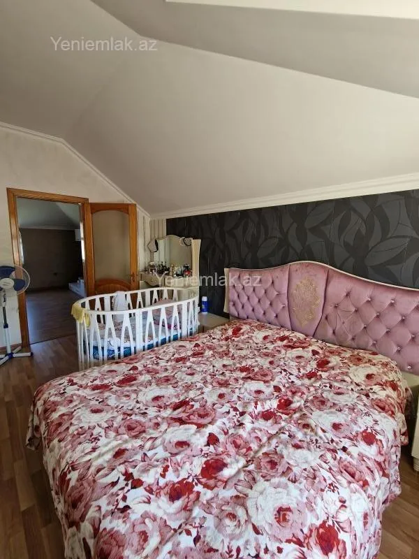 Satılır 5 otaqlı həyət evi 170 m²