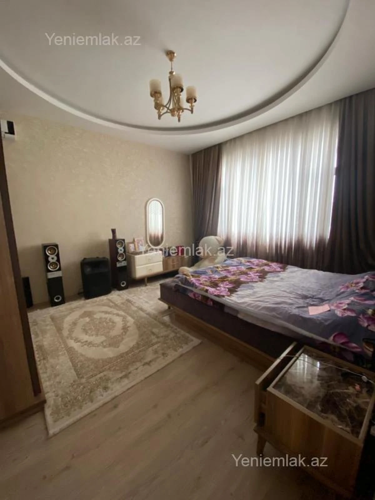 Satılır 6 otaqlı həyət evi 340 m²