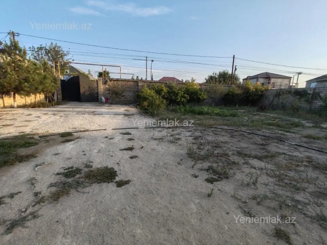 Satılır 6 otaqlı həyət evi 340 m²