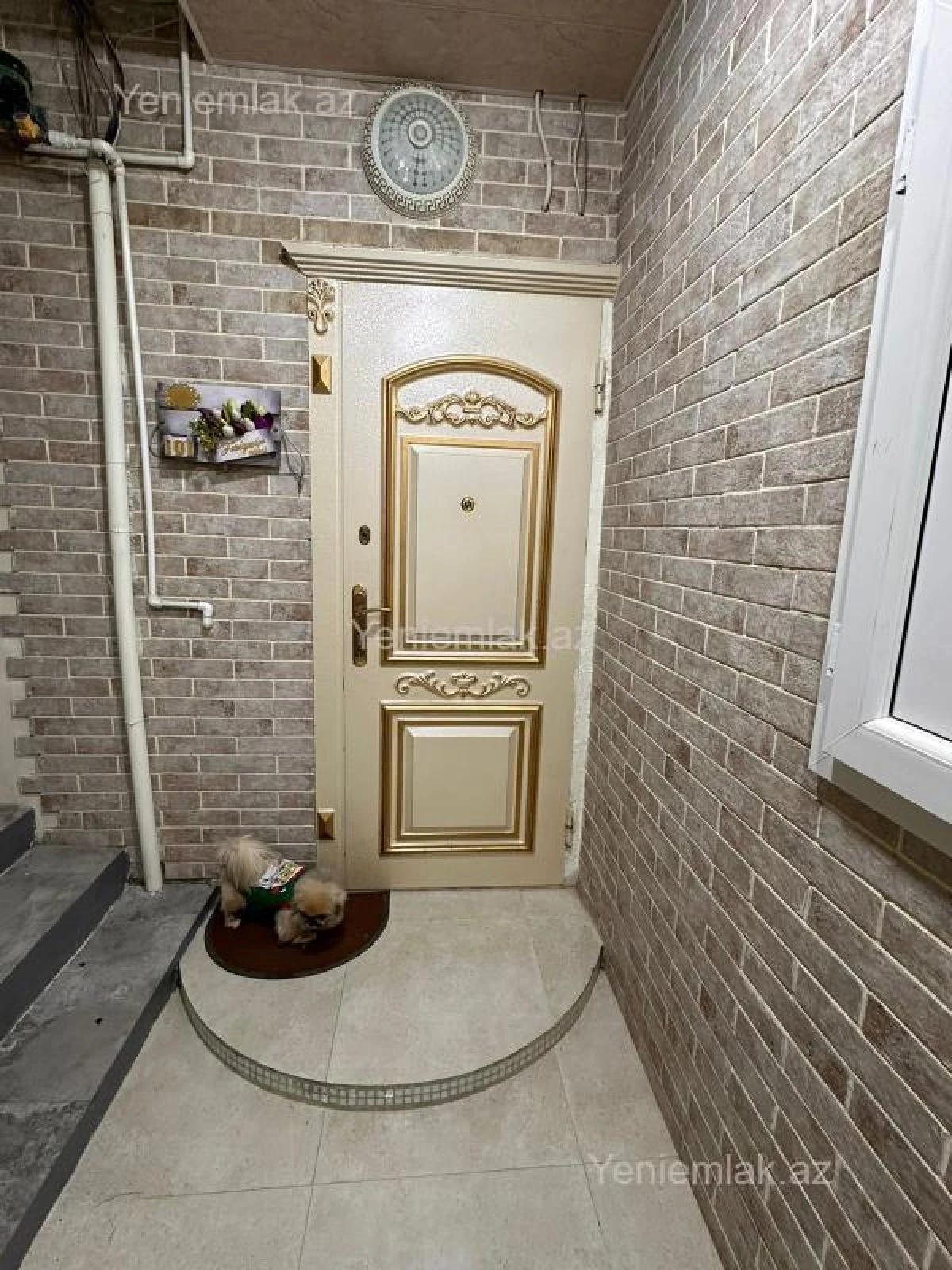 Satılır 5 otaqlı köhnə tikili 130 m²