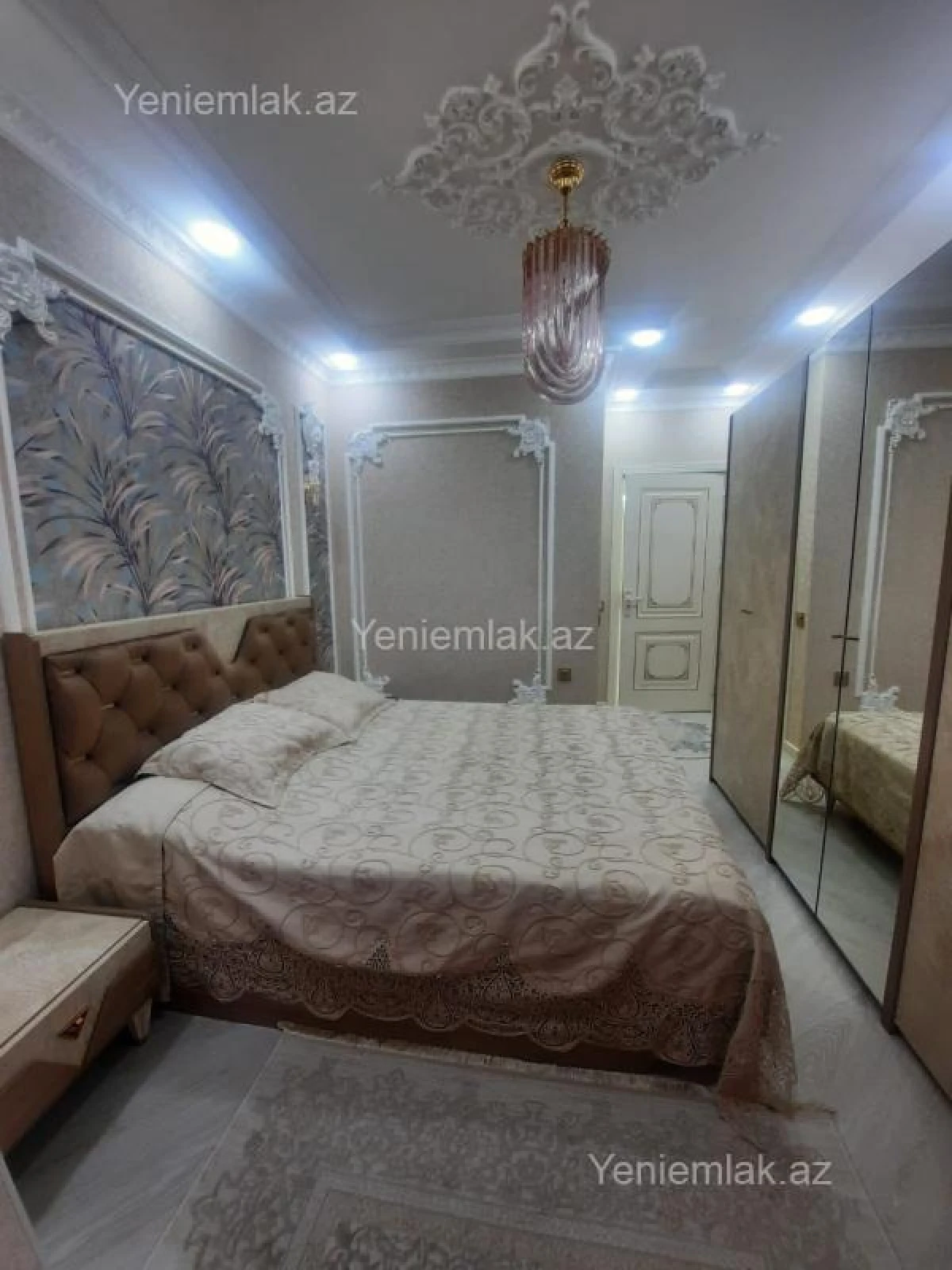 Satılır 5 otaqlı köhnə tikili 130 m²