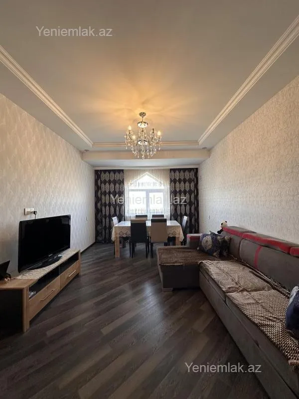 Satılır 3 otaqlı yeni tikili 80 m²