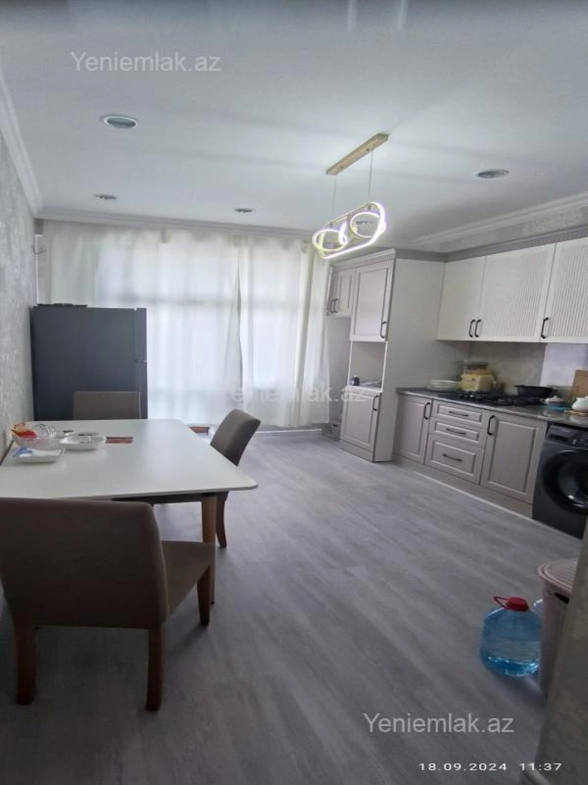 Satılır 3 otaqlı yeni tikili 160 m²