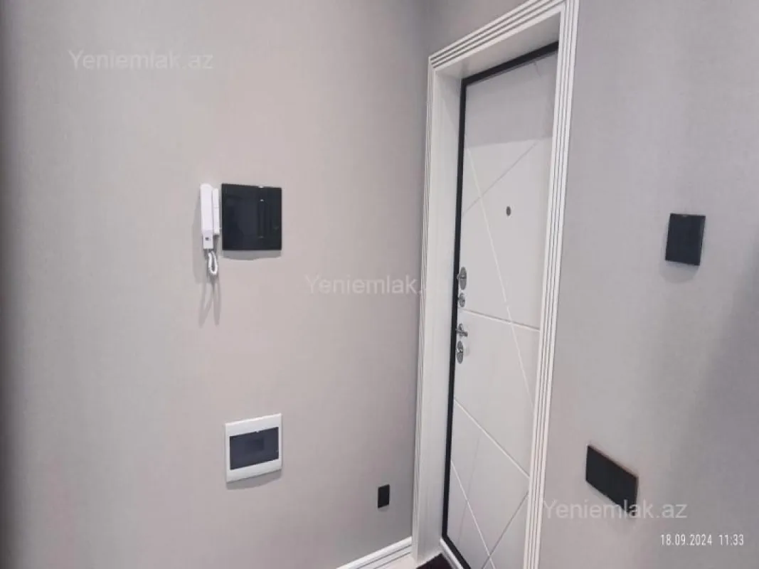 Satılır 3 otaqlı yeni tikili 160 m²