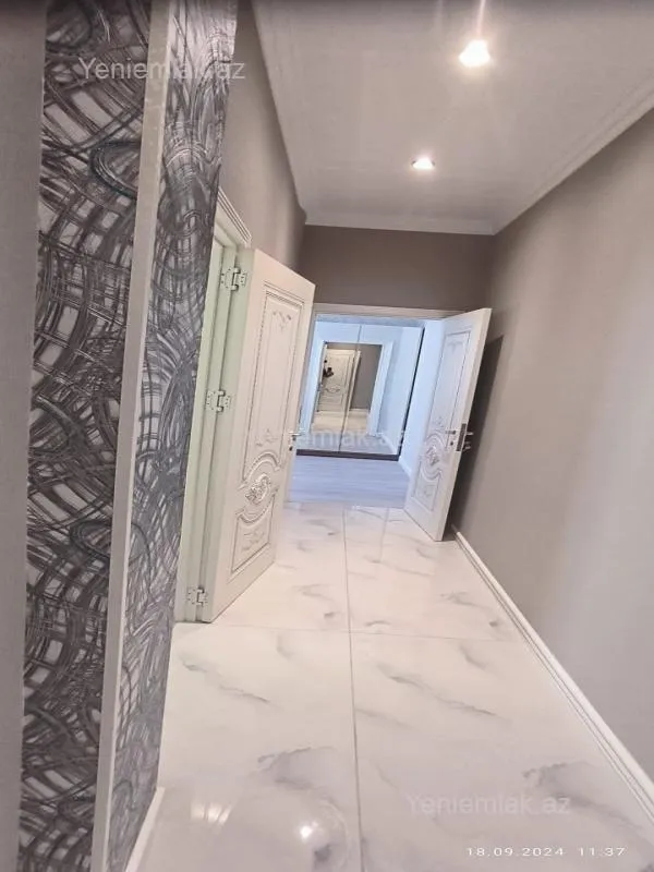 Satılır 3 otaqlı yeni tikili 160 m²