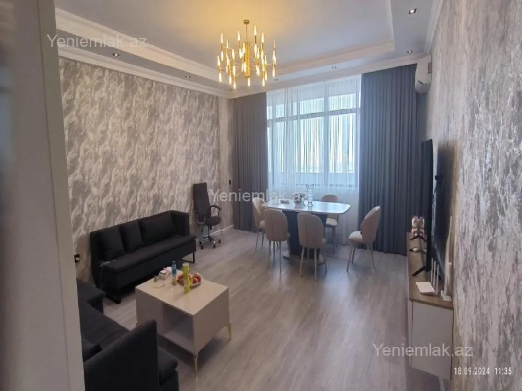 Satılır 3 otaqlı yeni tikili 160 m²