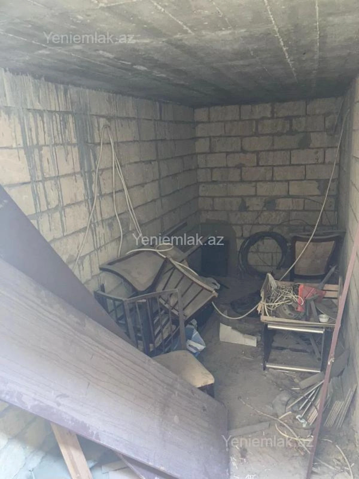 Satılır 6 otaqlı həyət evi 260 m²