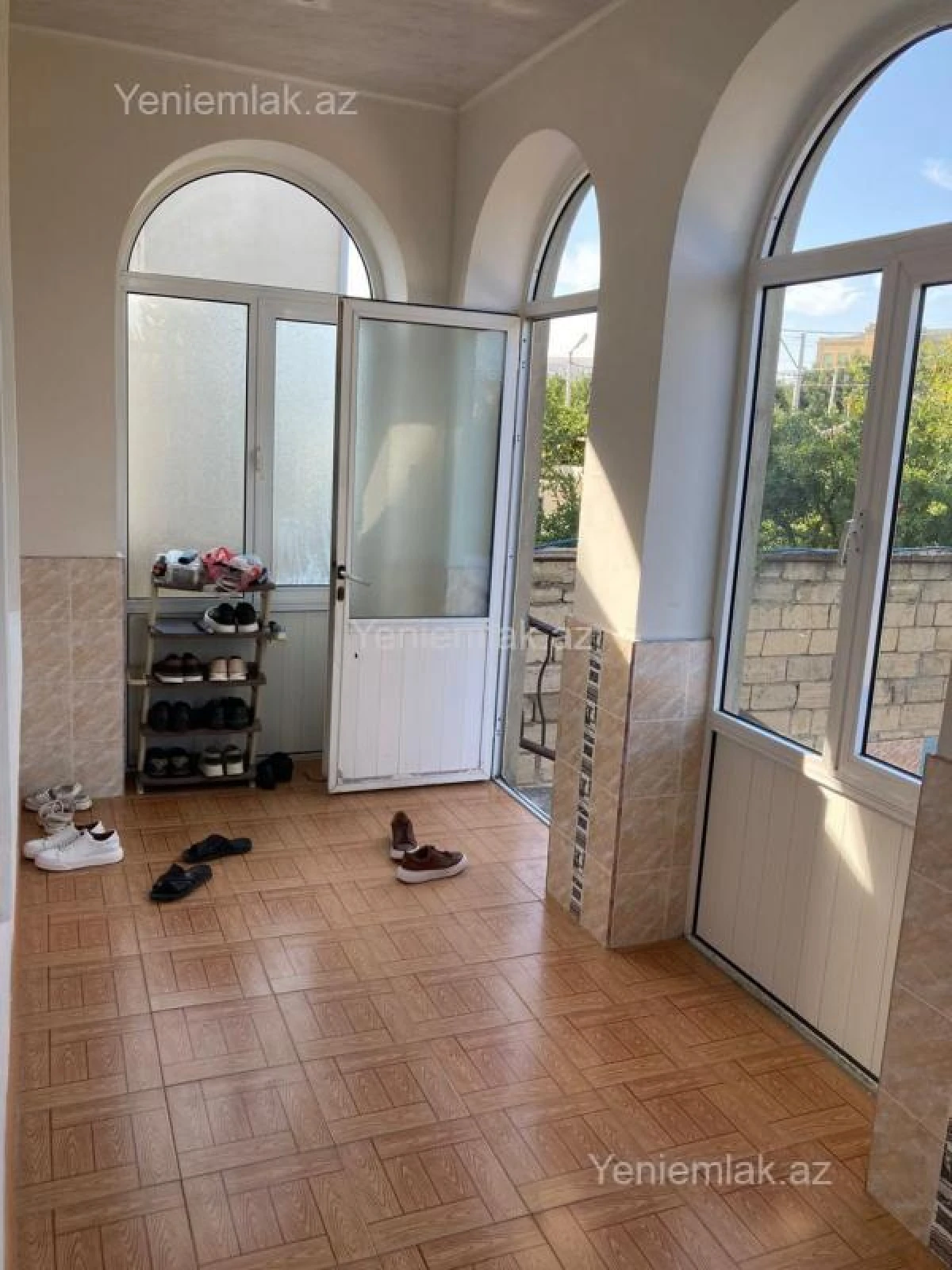 Satılır 6 otaqlı həyət evi 260 m²