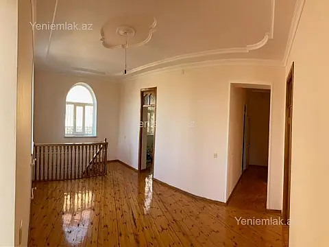 Satılır 6 otaqlı həyət evi 260 m²