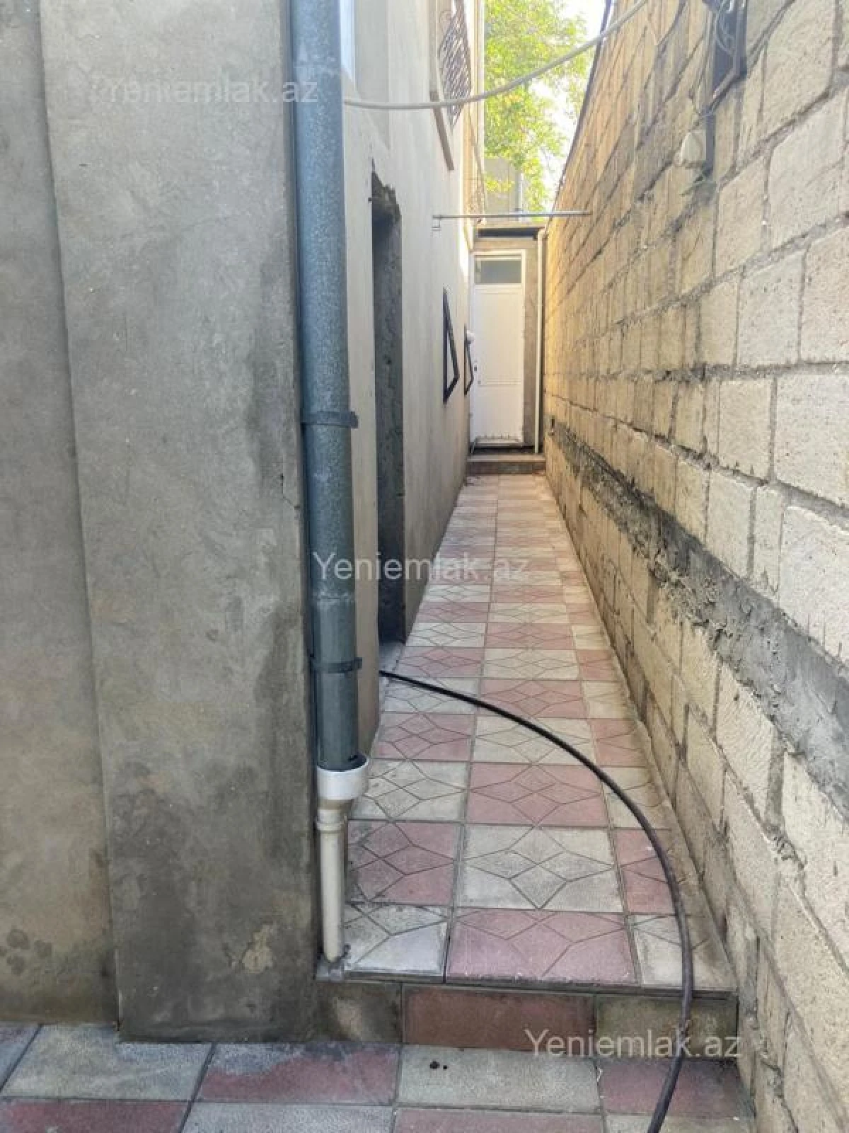 Satılır 6 otaqlı həyət evi 260 m²