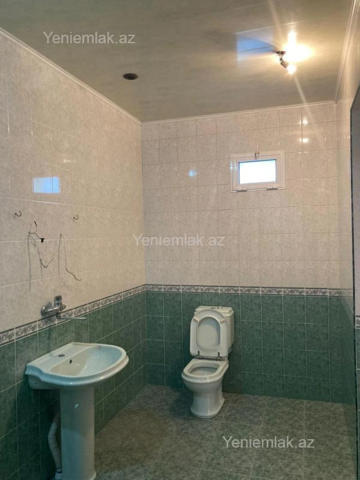 Satılır 6 otaqlı həyət evi 260 m²