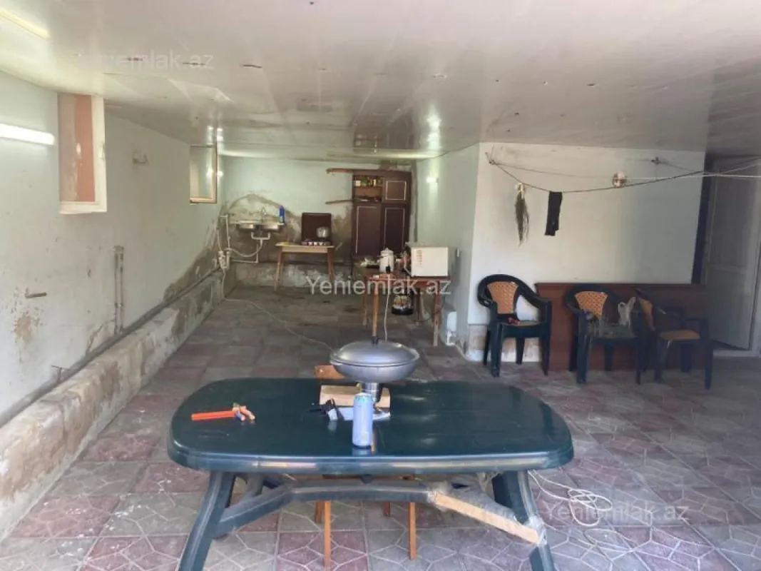 Satılır 6 otaqlı həyət evi 260 m²