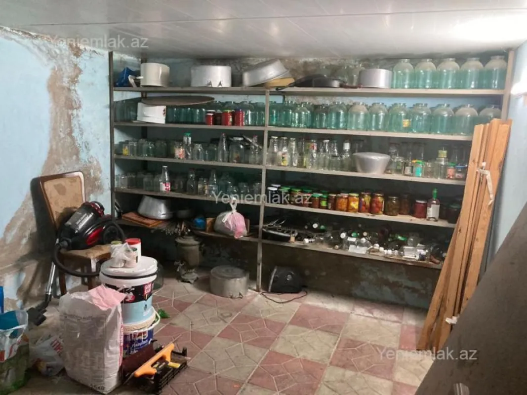 Satılır 6 otaqlı həyət evi 260 m²