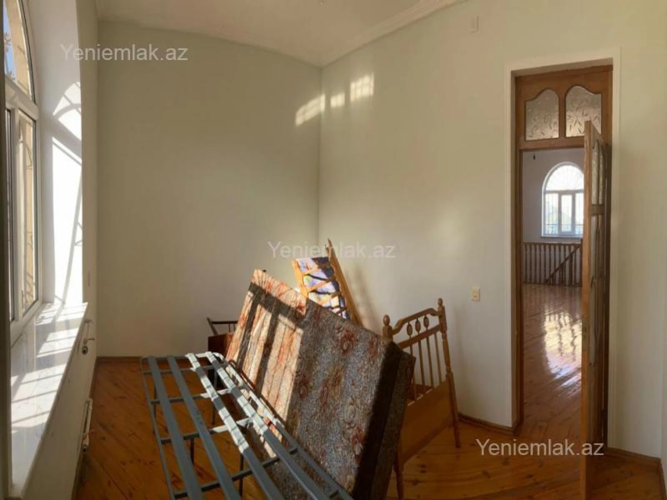Satılır 6 otaqlı həyət evi 260 m²