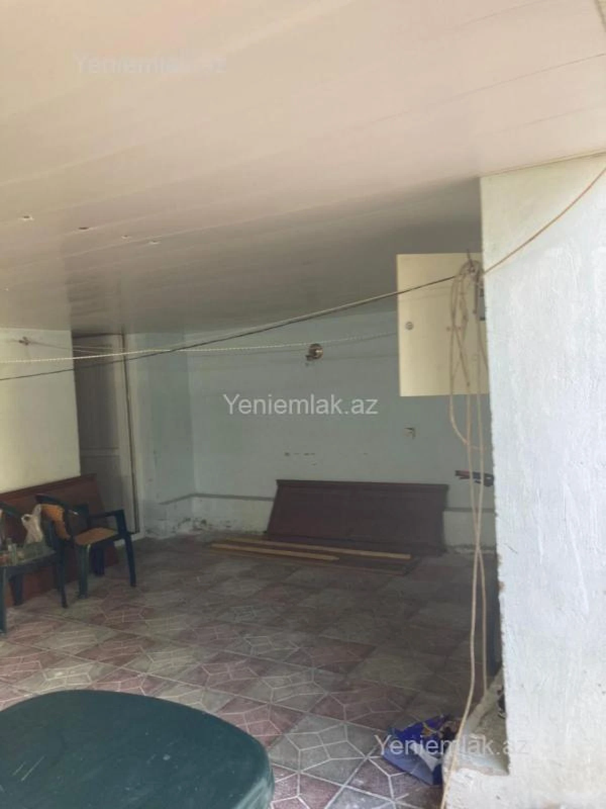 Satılır 6 otaqlı həyət evi 260 m²