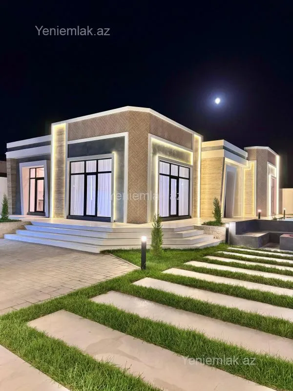 Satılır 5 otaqlı həyət evi 200 m²