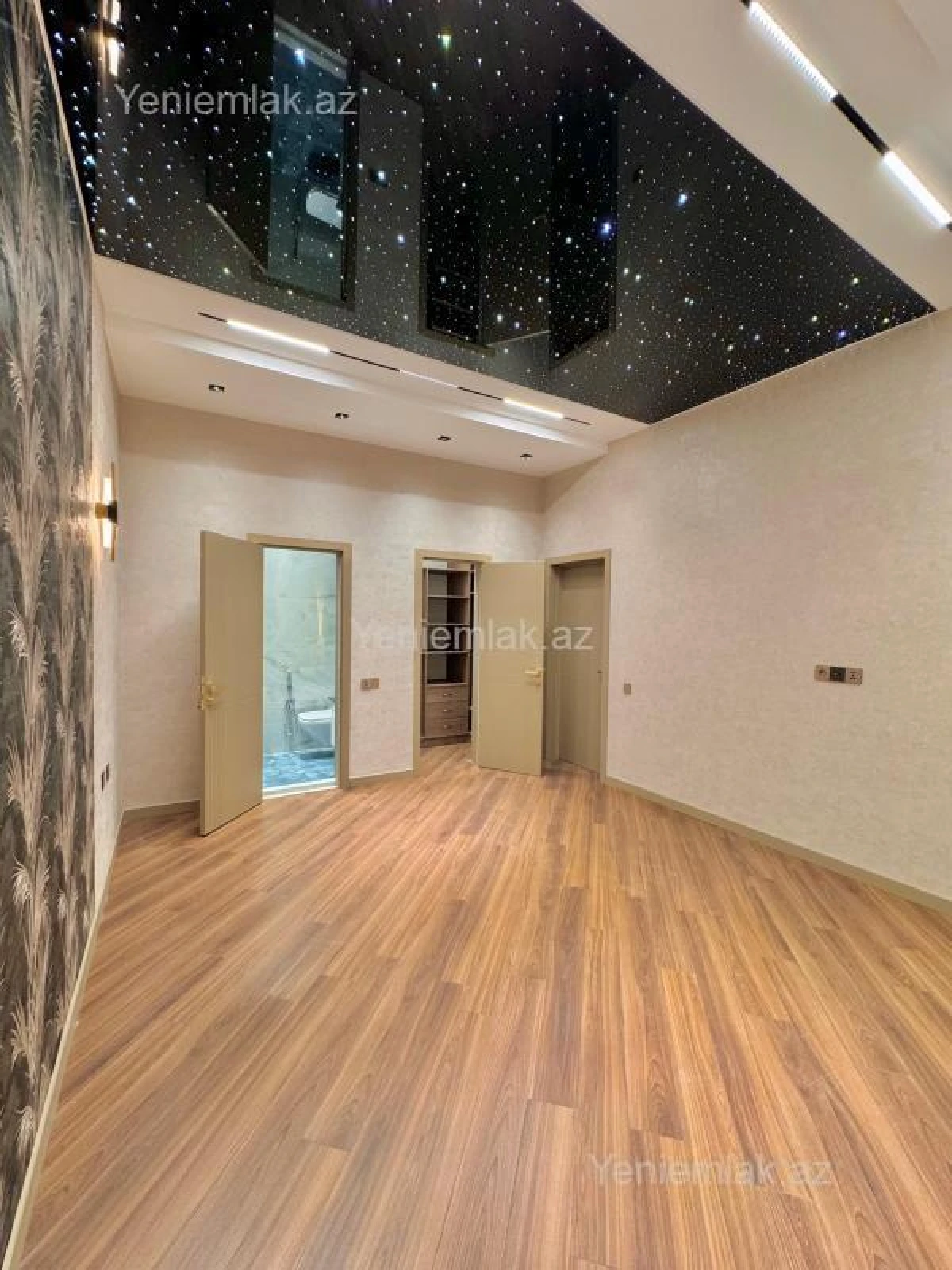 Satılır 5 otaqlı həyət evi 200 m²