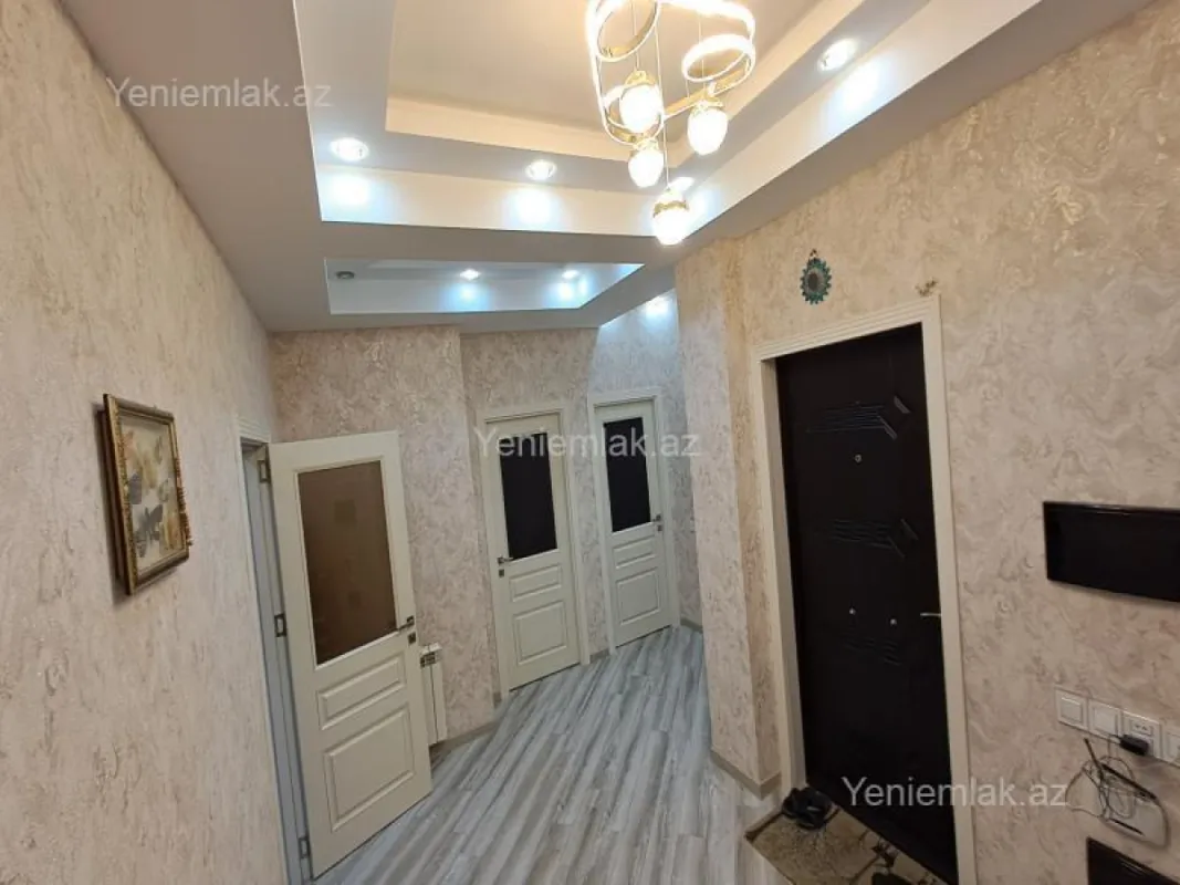 Satılır 3 otaqlı yeni tikili 94 m²