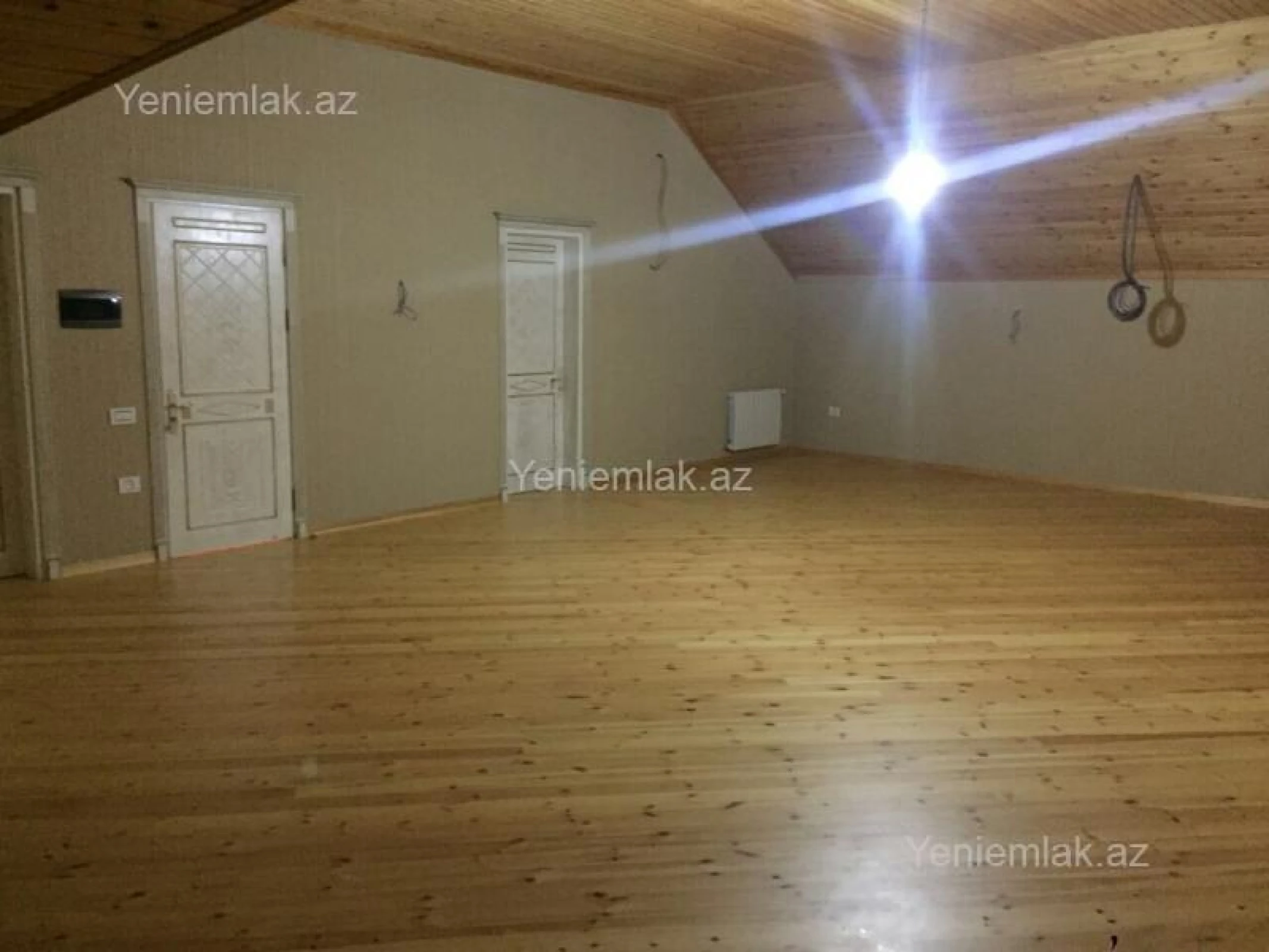 Satılır 7 otaqlı həyət evi 672 m²