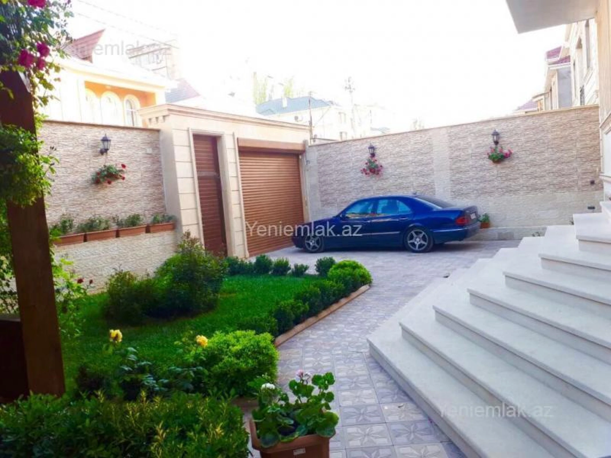 Satılır 7 otaqlı həyət evi 672 m²