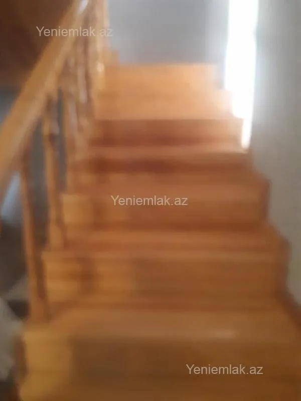 Satılır 6 otaqlı həyət evi 350 m²