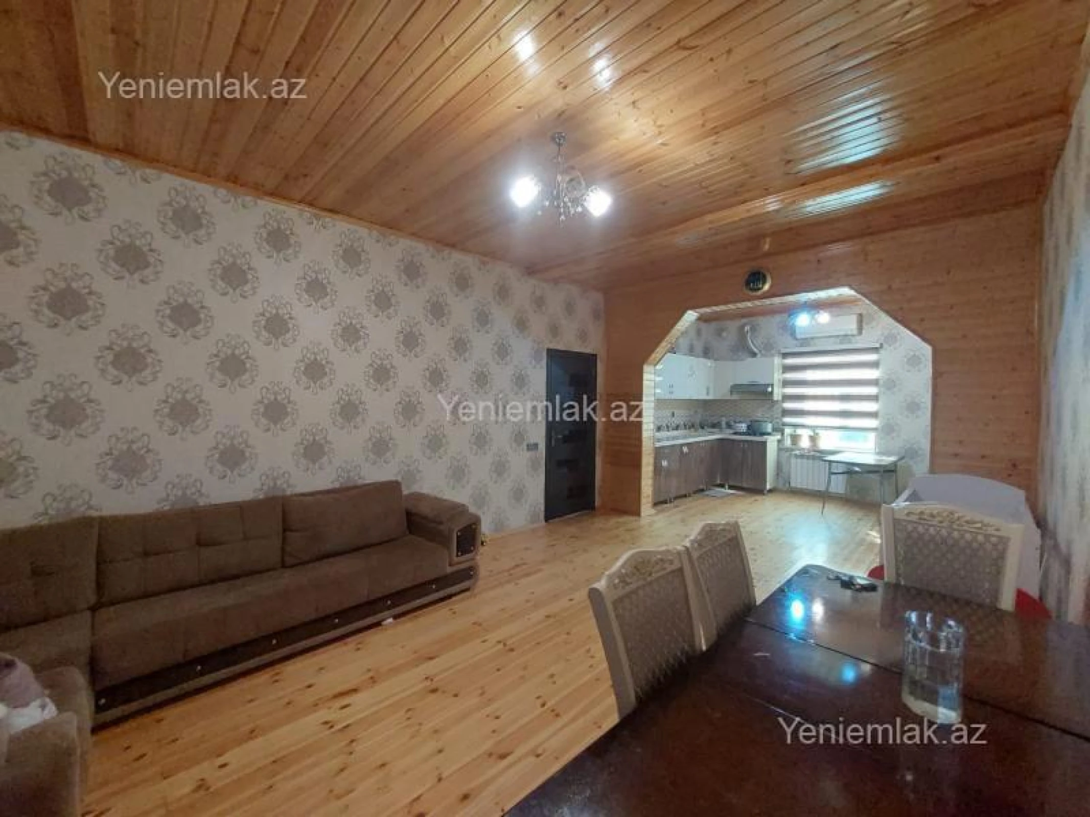 Satılır 6 otaqlı həyət evi 190 m²