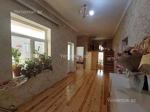 Satılır 6 otaqlı həyət evi 190 m²