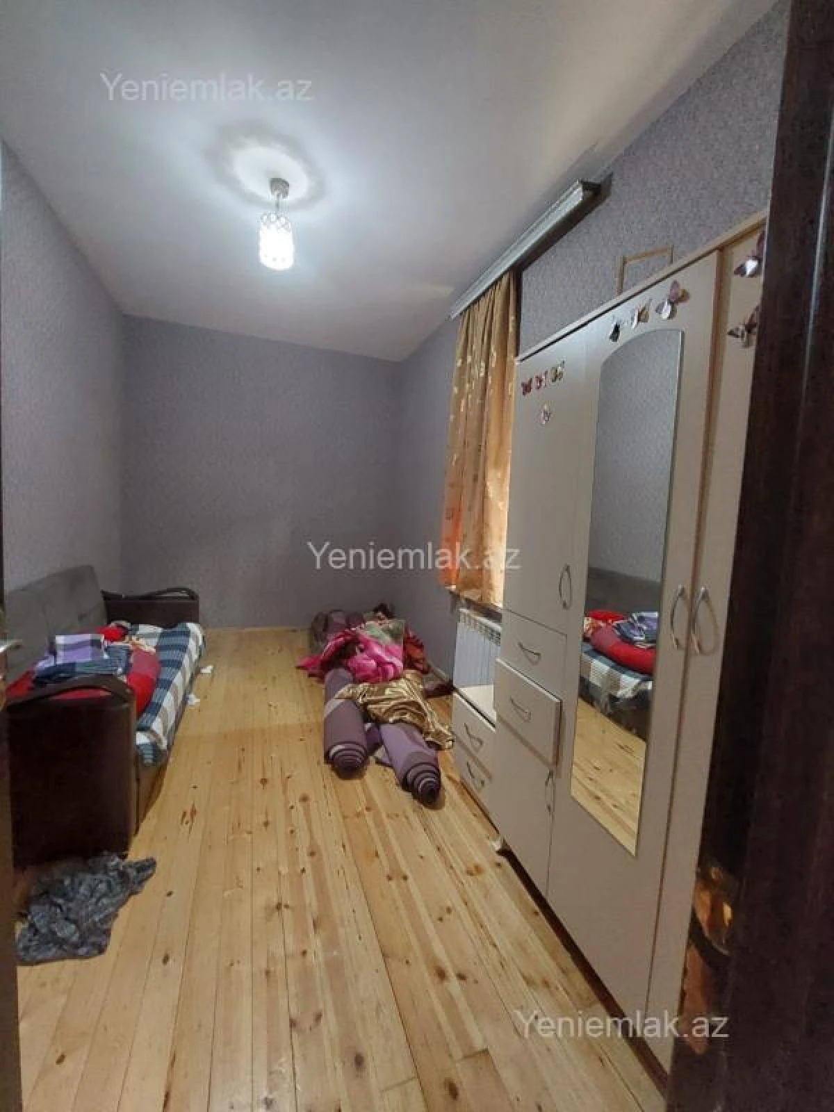 Satılır 6 otaqlı həyət evi 190 m²