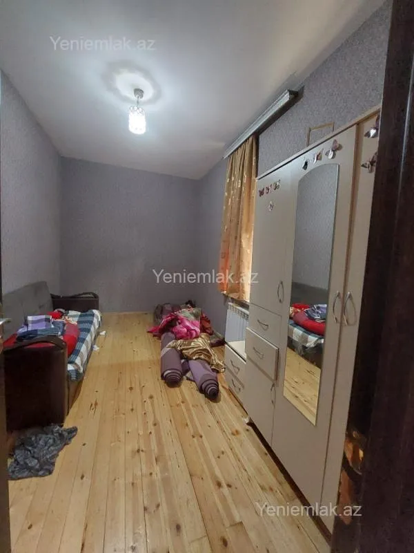 Satılır 6 otaqlı həyət evi 190 m²
