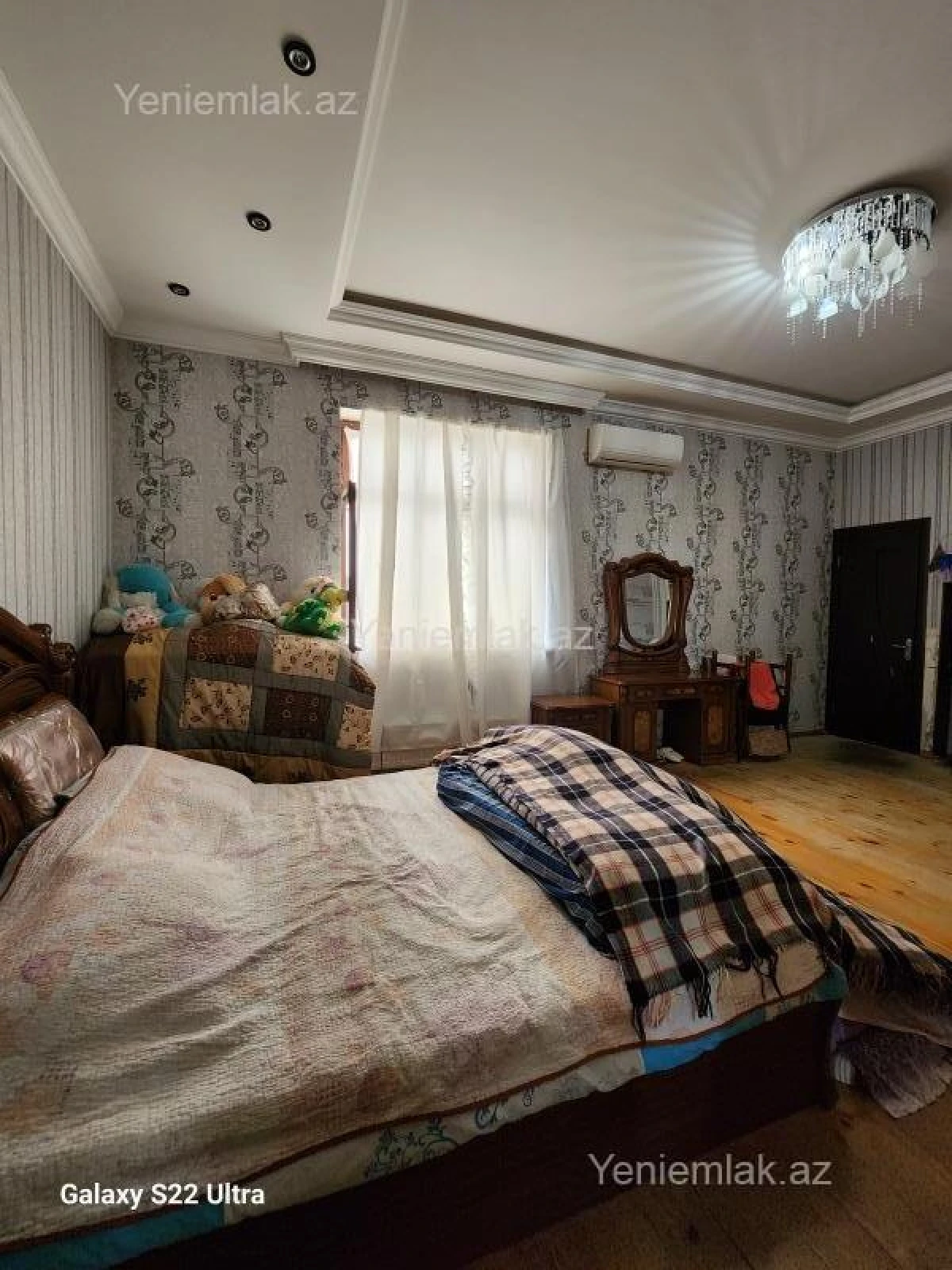 Satılır 7 otaqlı həyət evi 200 m²