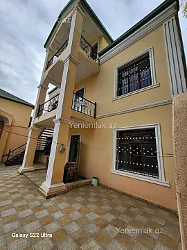 Satılır 7 otaqlı həyət evi 200 m²