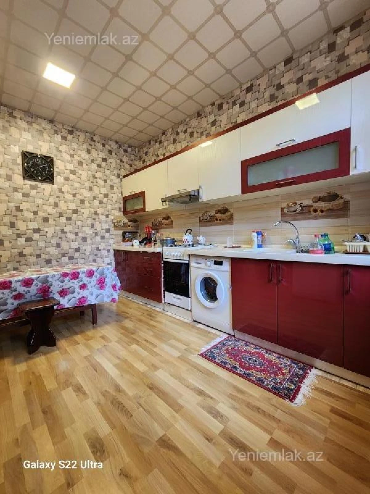 Satılır 7 otaqlı həyət evi 200 m²