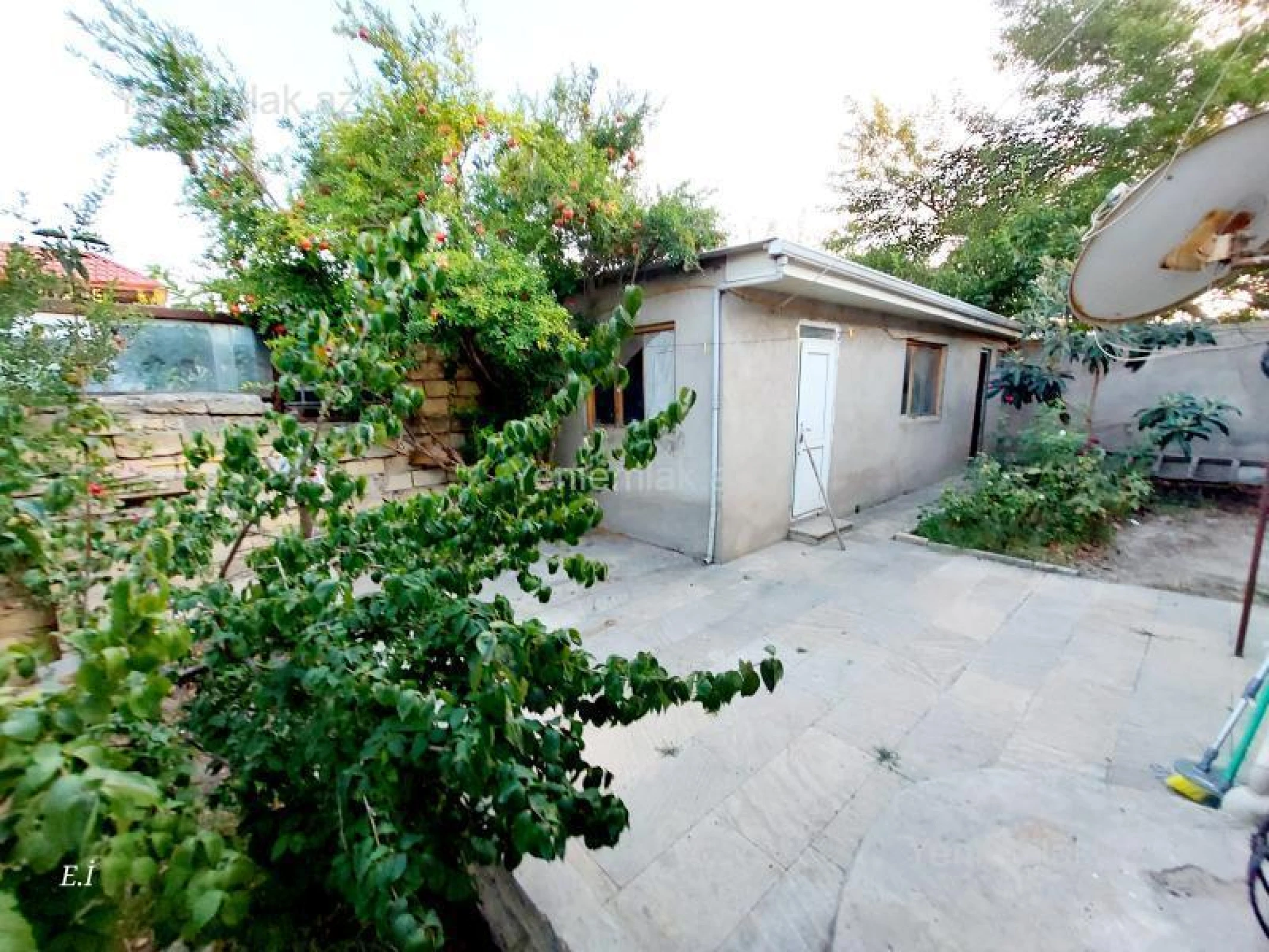Satılır 3 otaqlı həyət evi 100 m²