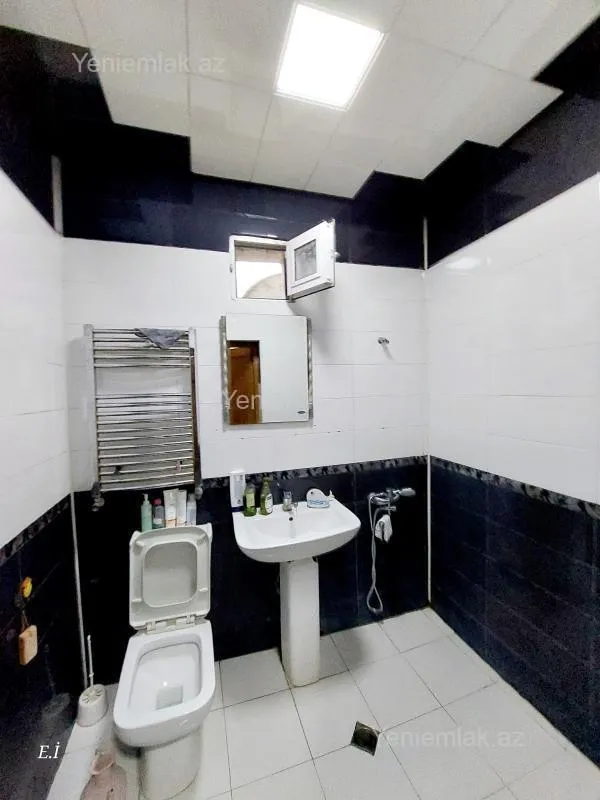 Satılır 3 otaqlı həyət evi 100 m²