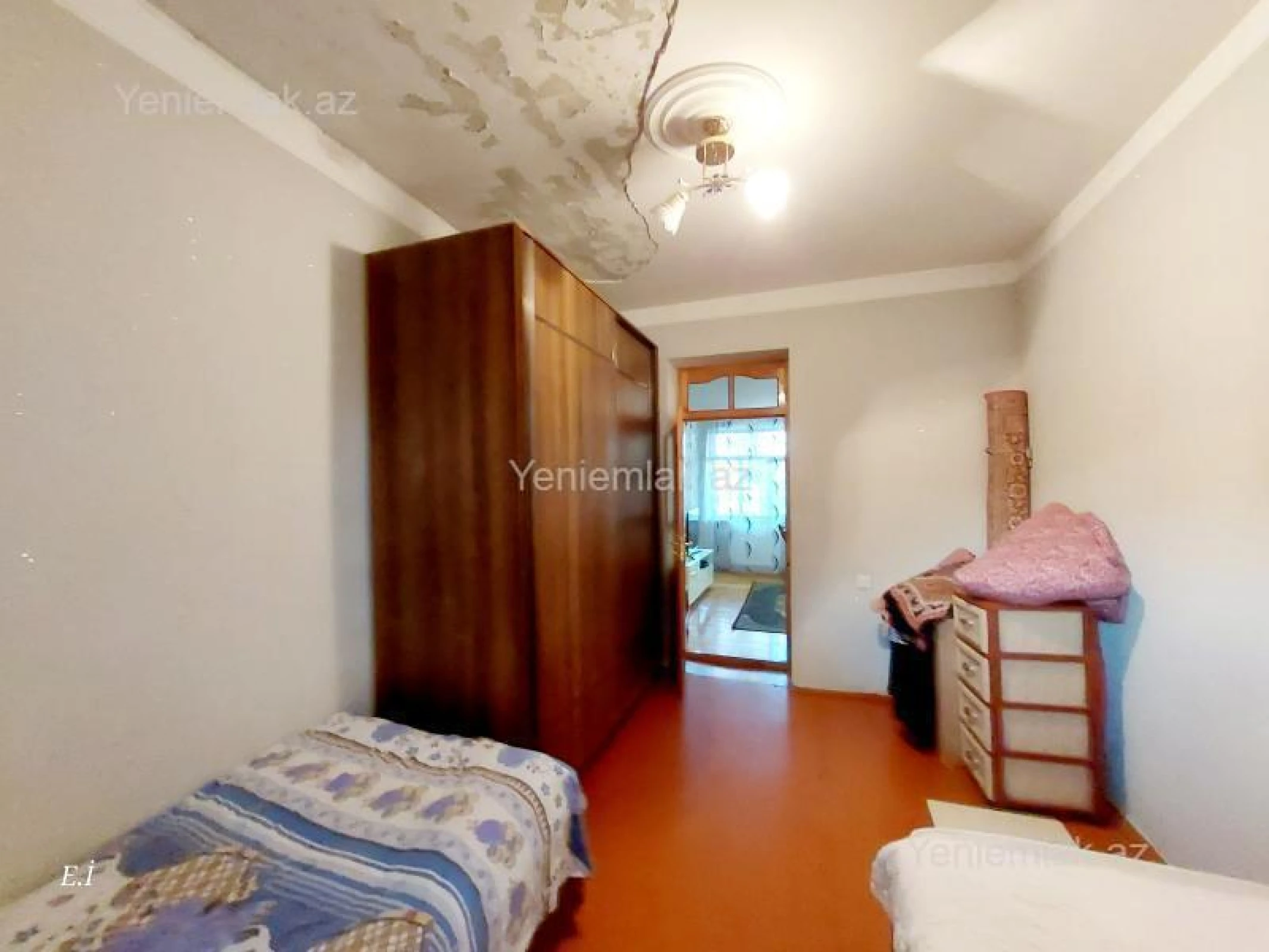 Satılır 3 otaqlı həyət evi 100 m²