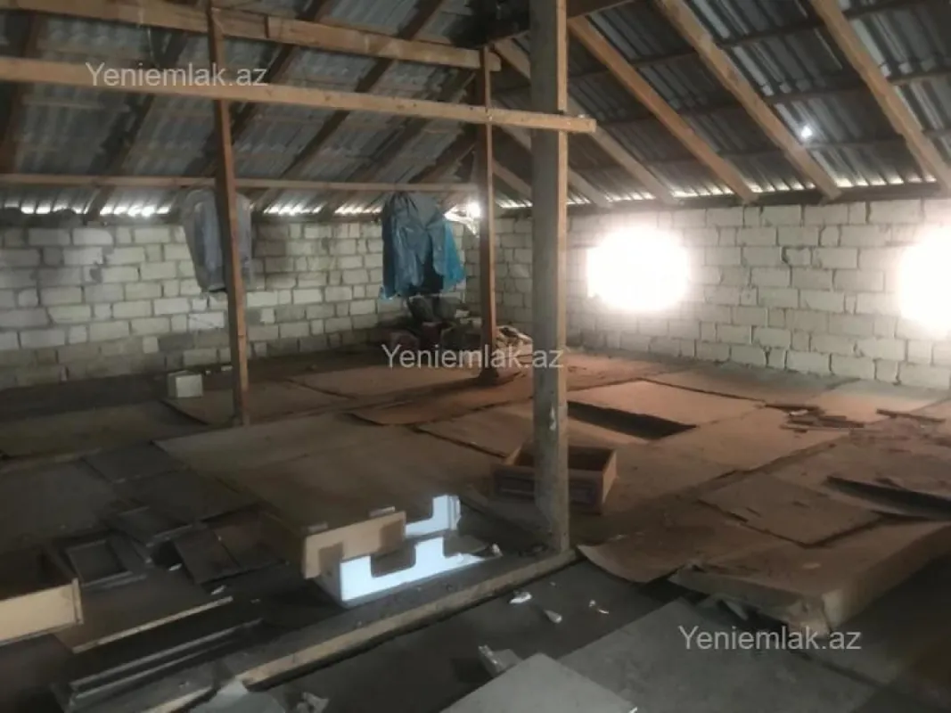 Satılır 4 otaqlı həyət evi 203 m²