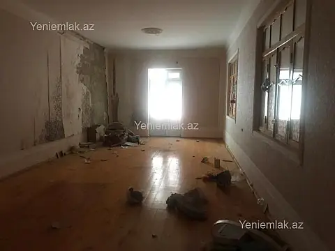 Satılır 4 otaqlı həyət evi 203 m²